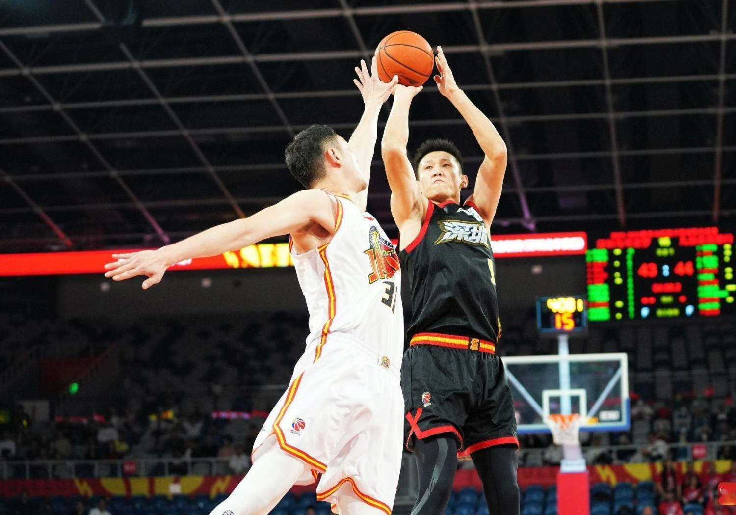 爱游戏-包含加时末段体能课后，深圳男篮再遭质疑备战社区盾，目标明确，年轻球员得到机会的词条-爱游戏